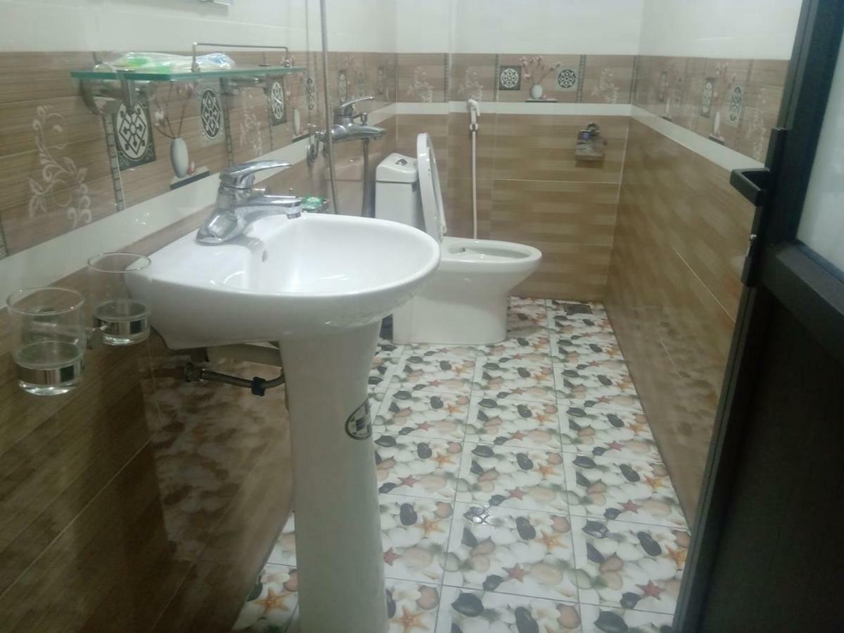 نينه بينه Linh Linh Homestay المظهر الخارجي الصورة