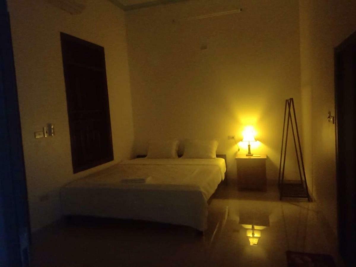 نينه بينه Linh Linh Homestay المظهر الخارجي الصورة