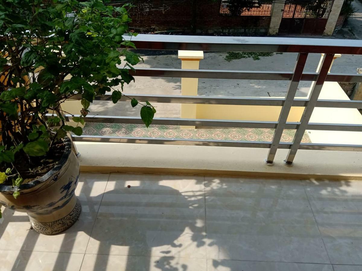 نينه بينه Linh Linh Homestay المظهر الخارجي الصورة